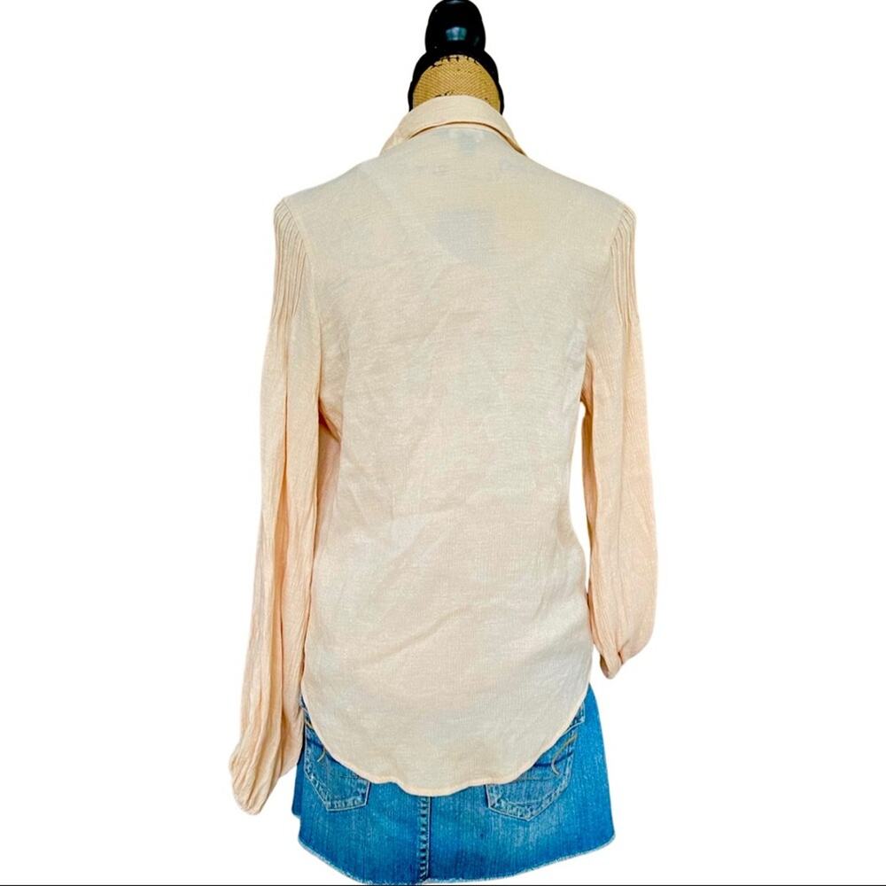 EXPRESS Long Sleeve pintuck pleats on Shoulder & Corsage SIZE LARGE cream tone - Picture 4 of 14